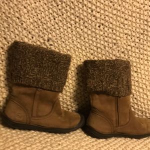 Keen boots size 8.5 Ladies